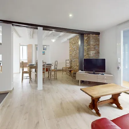 Le Roesselmann 1 Parking Apartment *