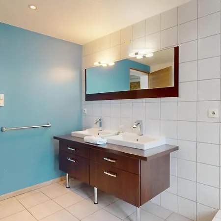 Le Roesselmann 1 Parking Apartmán *